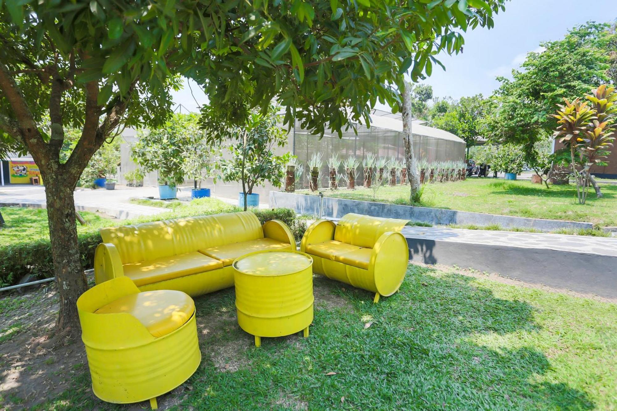 Super Oyo 1959 Penginapan Kepurun Pawana Indonesia Sleman  Exterior foto